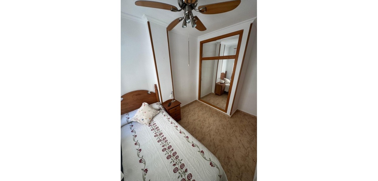 Herverkoop - Appartement / flat -
Torrevieja - torrevieja