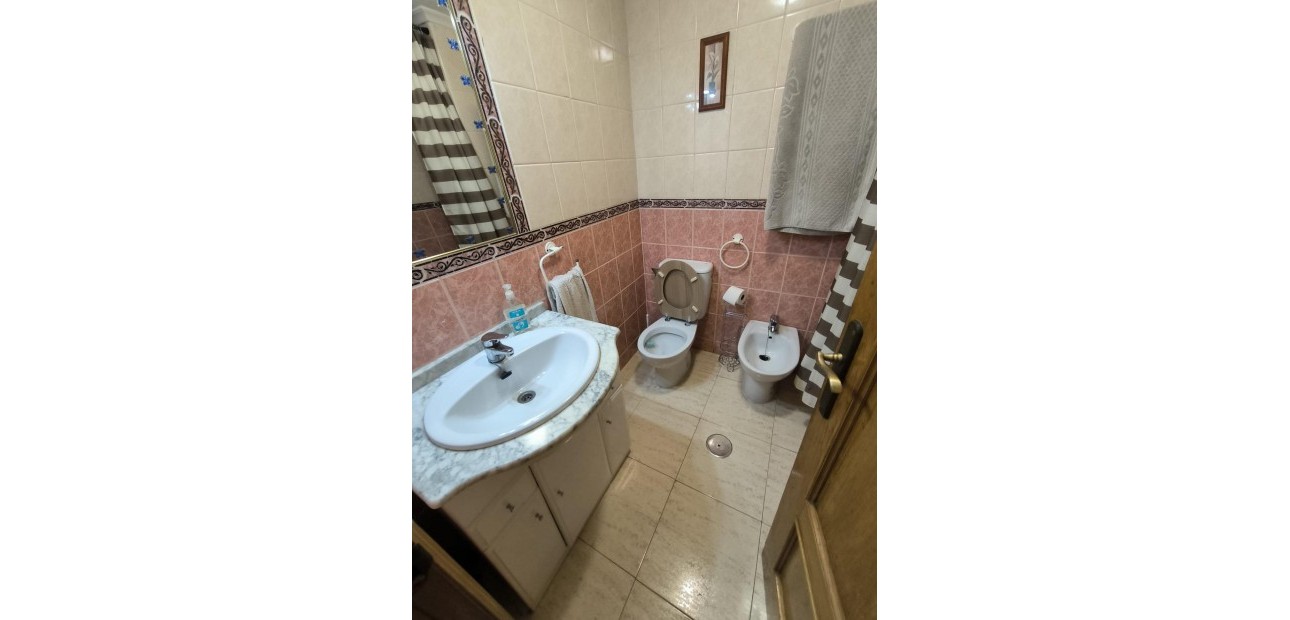 Venta - Apartamento / piso -
Torrevieja - La Siesta - El Salado - Torreta