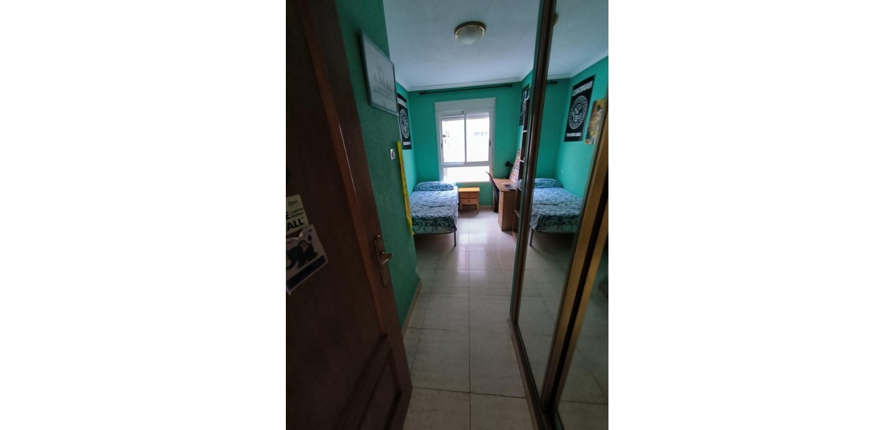 Venta - Apartamento / piso -
Torrevieja - La Siesta - El Salado - Torreta