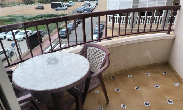 Venta - Apartamento / piso -
Torrevieja - La Siesta - El Salado - Torreta