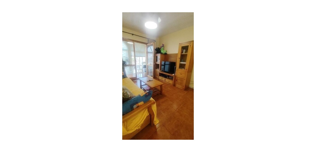 Venta - Apartamento / piso -
Torrevieja - Centro