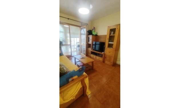 Venta - Apartamento / piso -
Torrevieja - Centro