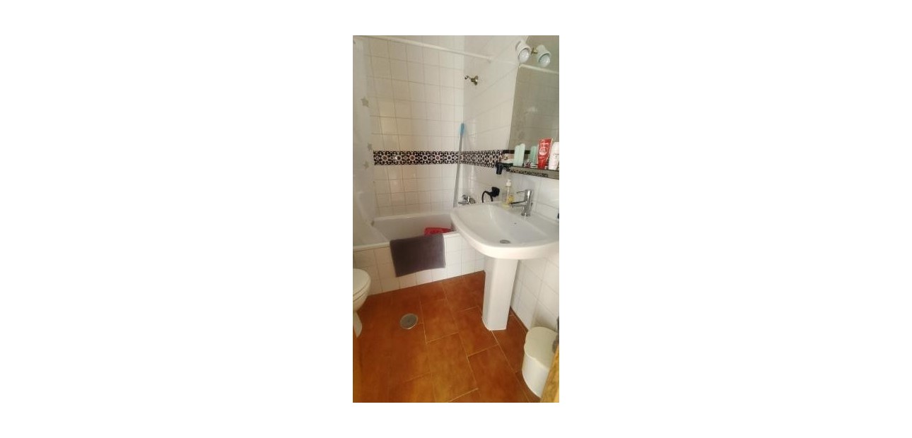 Venta - Apartamento / piso -
Torrevieja - Centro