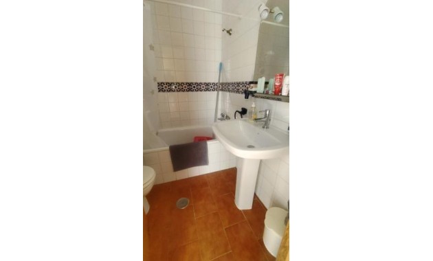 Venta - Apartamento / piso -
Torrevieja - Centro