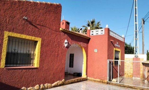 Venta - Villa -
Orihuela Costa - Lomas de Cabo Roig-Los Dolses