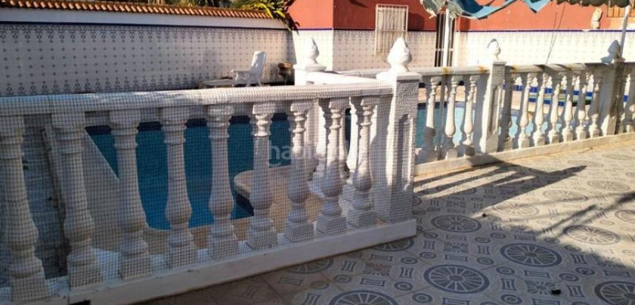 Venta - Villa -
Orihuela Costa - Lomas de Cabo Roig-Los Dolses