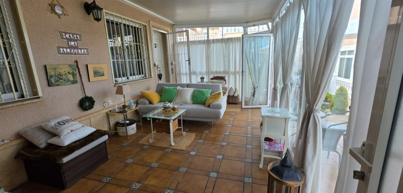 Venta - Bungalow -
Orihuela Costa - Lomas de Cabo Roig-Los Dolses
