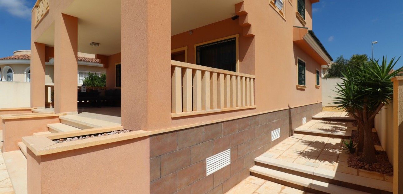 Venta - Detached Villa -
Ciudad Quesada - La Fiesta