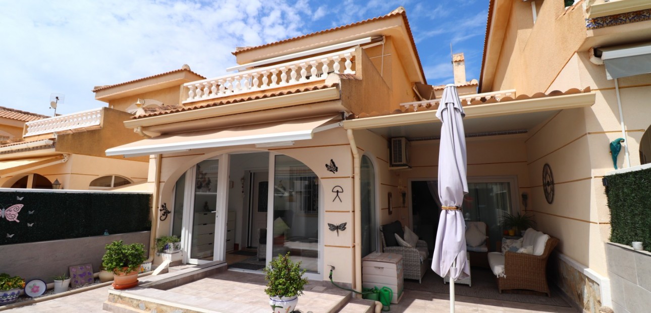 Venta - Adosado -
Benijofar - Monte Azul