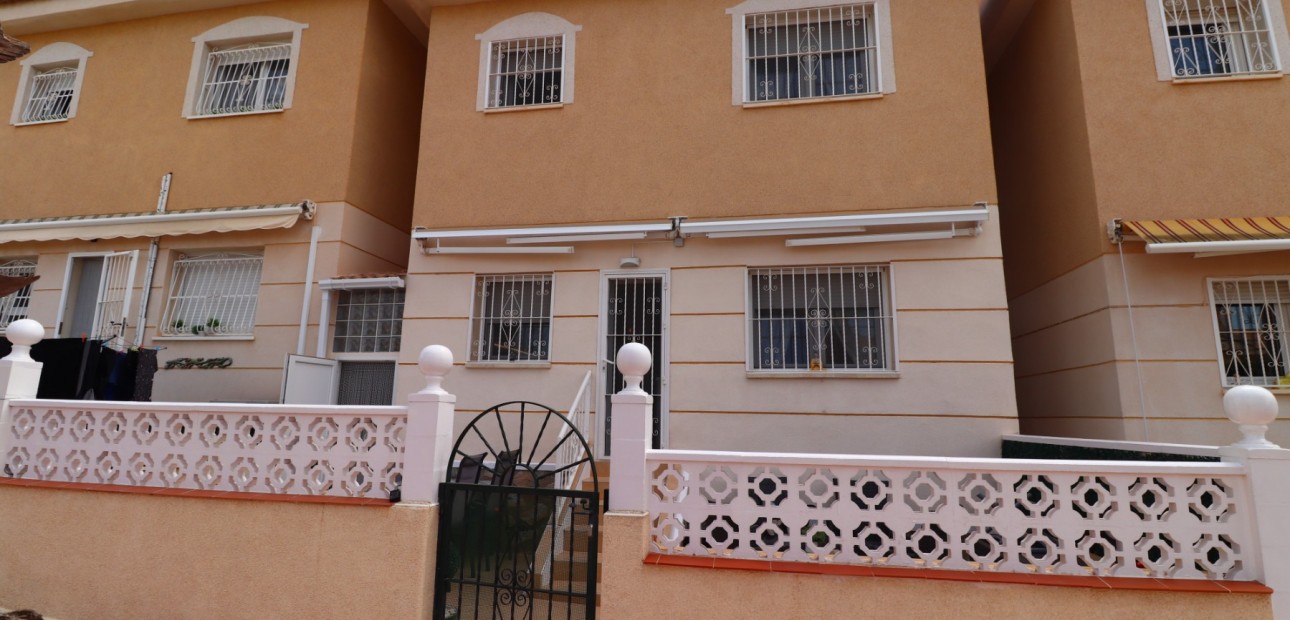 Venta - Adosado -
Benijofar - Monte Azul