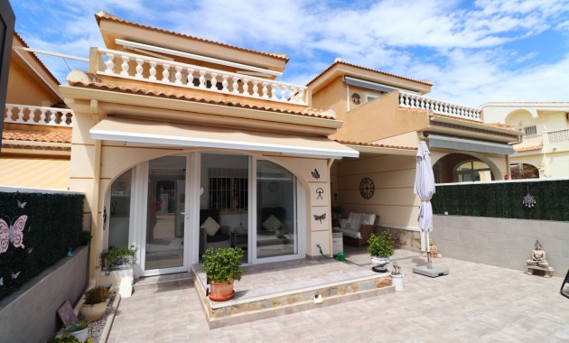 Venta - Adosado -
Benijofar - Monte Azul