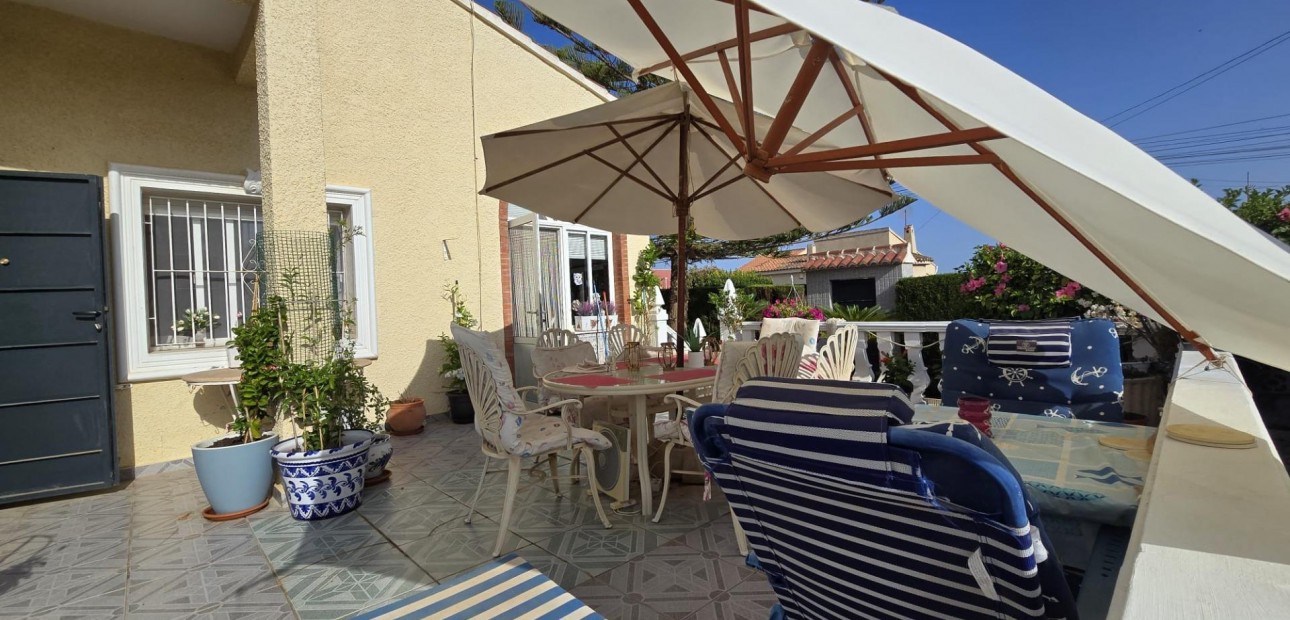 Venta - Villa -
Torrevieja - La Siesta - El Salado - Torreta