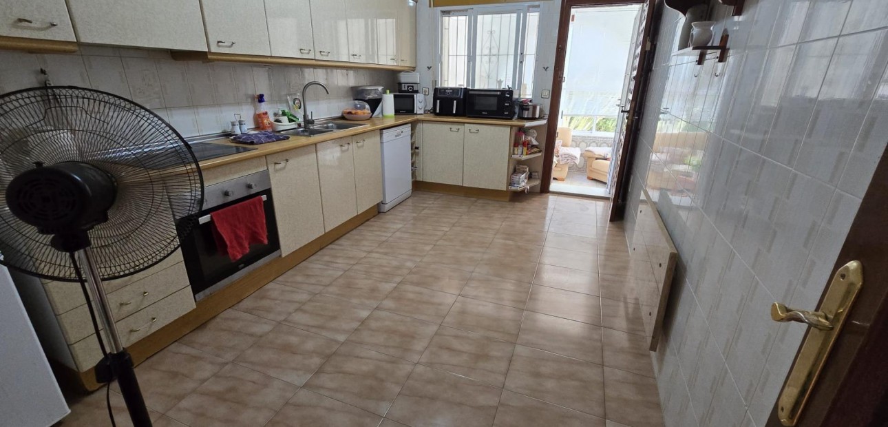 Venta - Villa -
Torrevieja - La Siesta - El Salado - Torreta