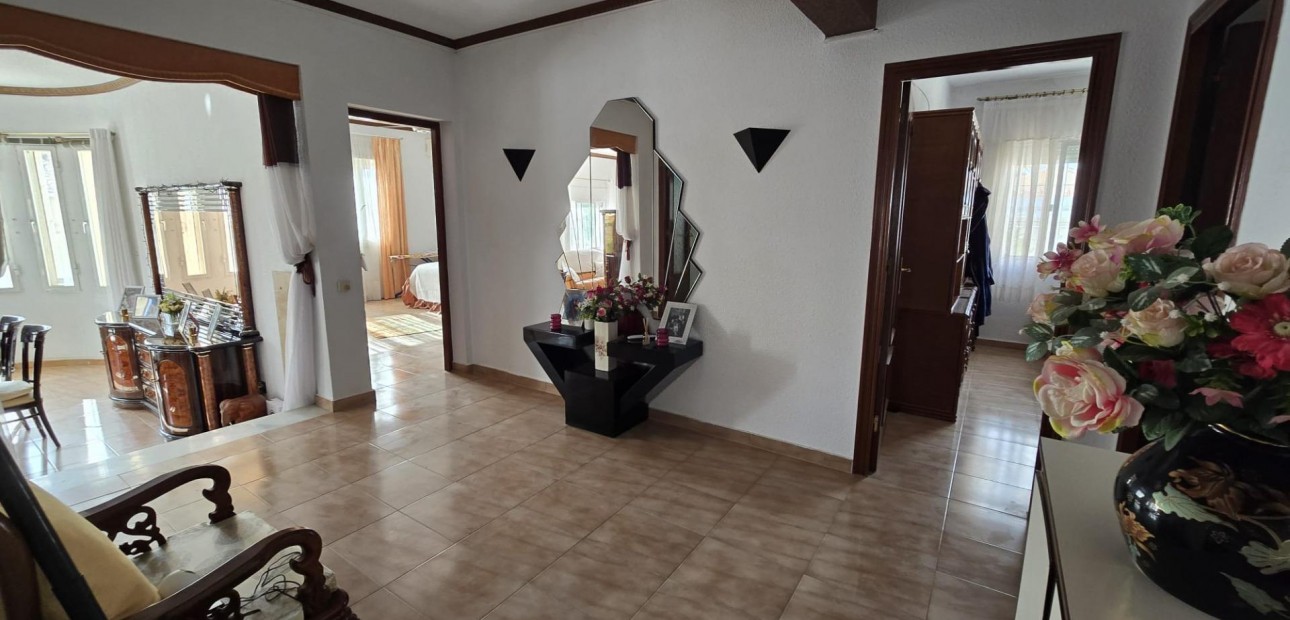 Venta - Villa -
Torrevieja - La Siesta - El Salado - Torreta