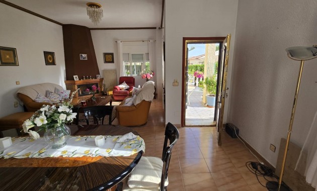 Venta - Villa -
Torrevieja - La Siesta - El Salado - Torreta