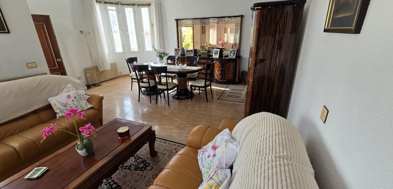 Venta - Villa -
Torrevieja - La Siesta - El Salado - Torreta