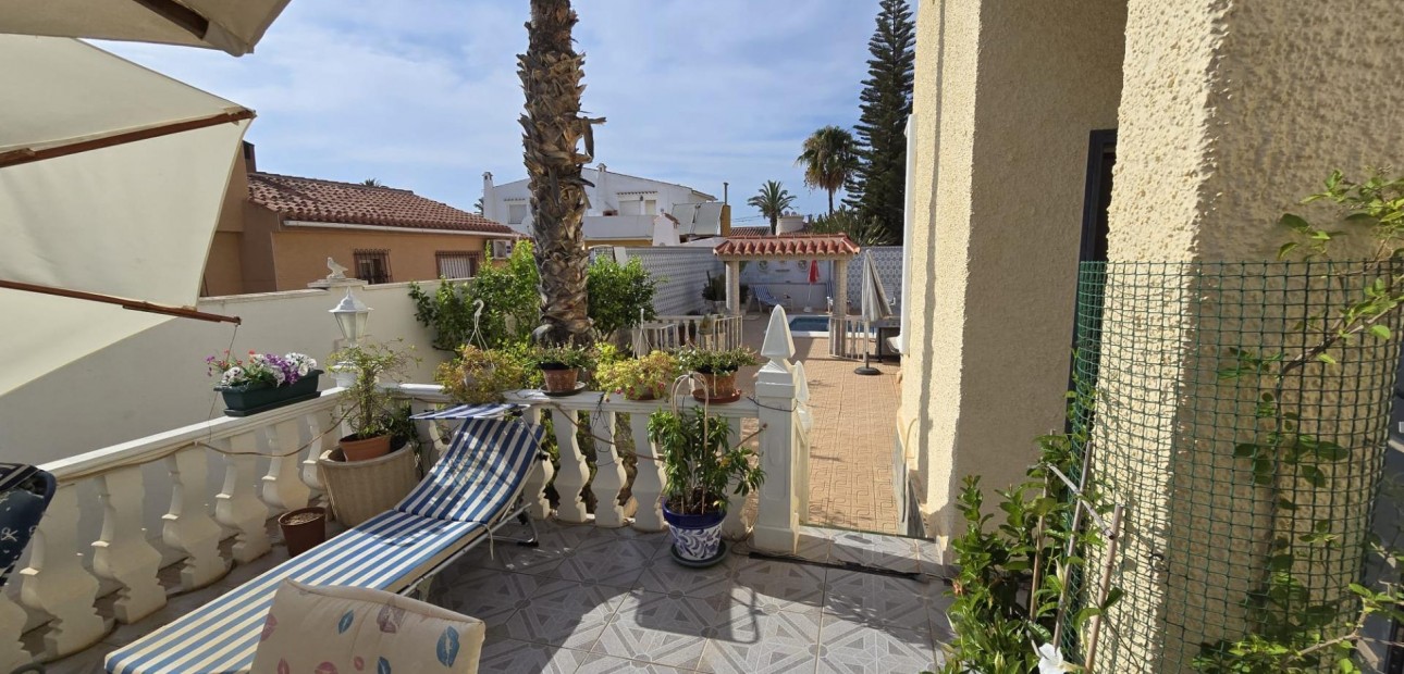 Venta - Villa -
Torrevieja - La Siesta - El Salado - Torreta