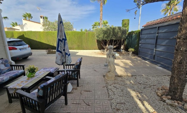 Venta - Villa -
Torrevieja - La Siesta - El Salado - Torreta