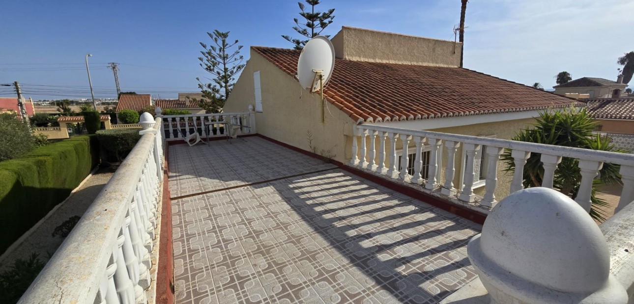 Venta - Villa -
Torrevieja - La Siesta - El Salado - Torreta