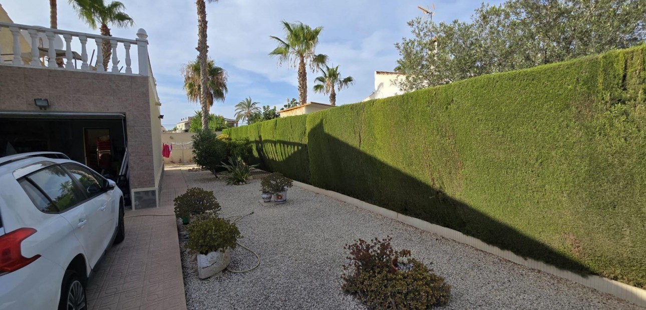 Venta - Villa -
Torrevieja - La Siesta - El Salado - Torreta