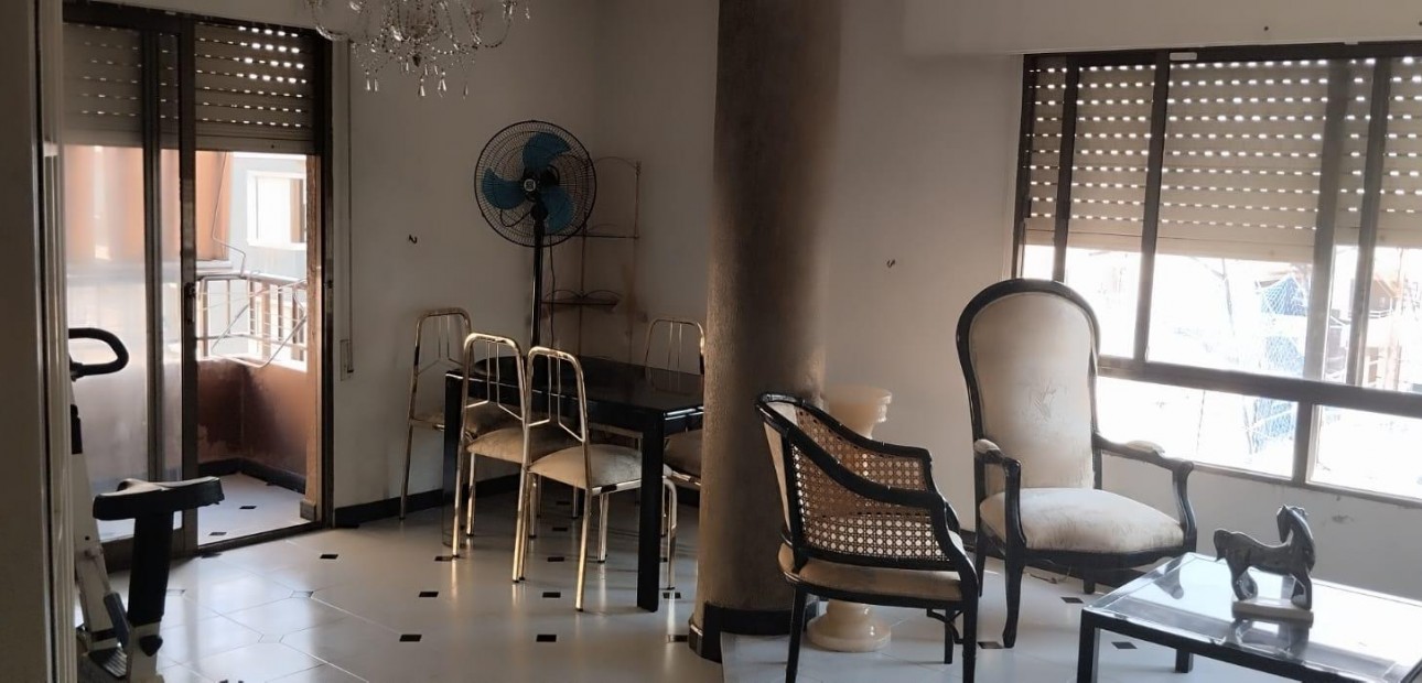 Venta - Apartamento / piso -
Guardamar del Segura - Pueblo