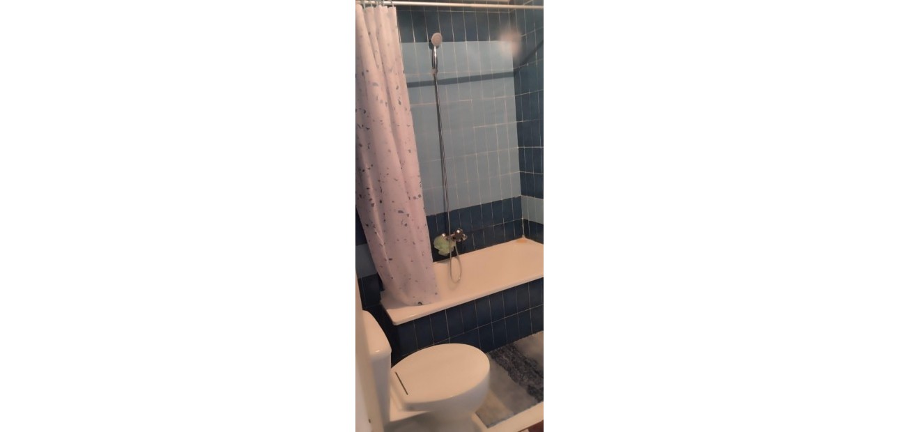 Venta - Apartamento / piso -
Guardamar del Segura - Pueblo