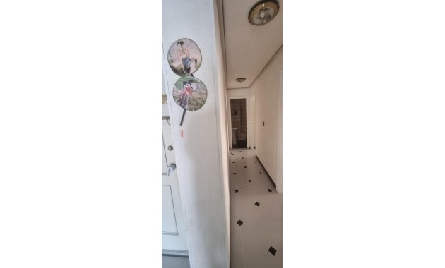 Venta - Apartamento / piso -
Guardamar del Segura - Pueblo
