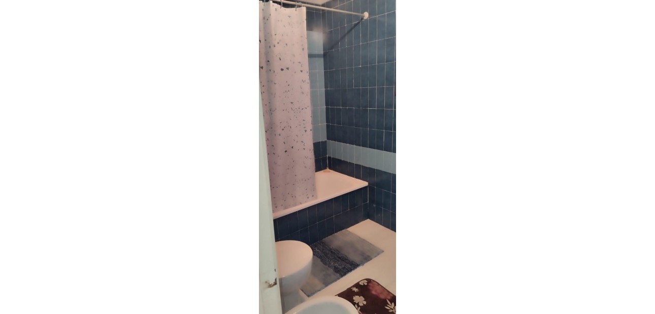 Venta - Apartamento / piso -
Guardamar del Segura - Pueblo