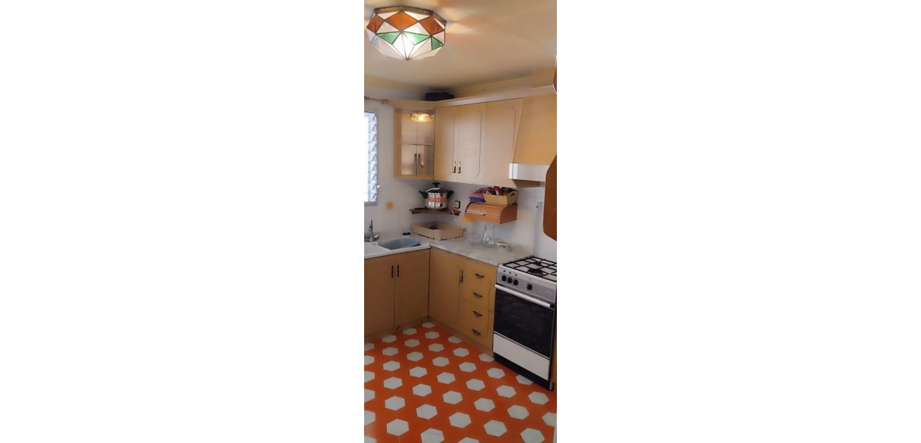 Venta - Apartamento / piso -
Guardamar del Segura - Pueblo