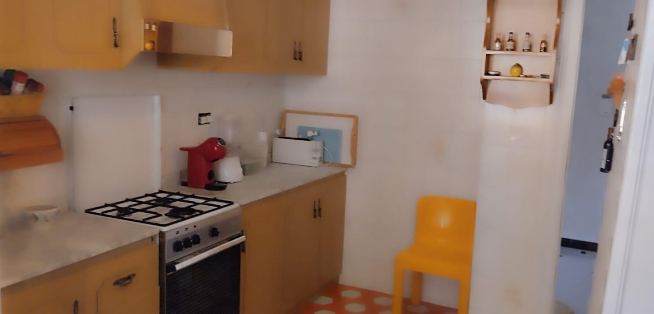 Venta - Apartamento / piso -
Guardamar del Segura - Pueblo