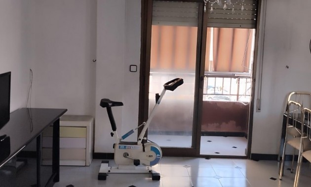 Venta - Apartamento / piso -
Guardamar del Segura - Pueblo