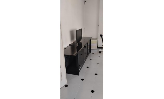 Venta - Apartamento / piso -
Guardamar del Segura - Pueblo