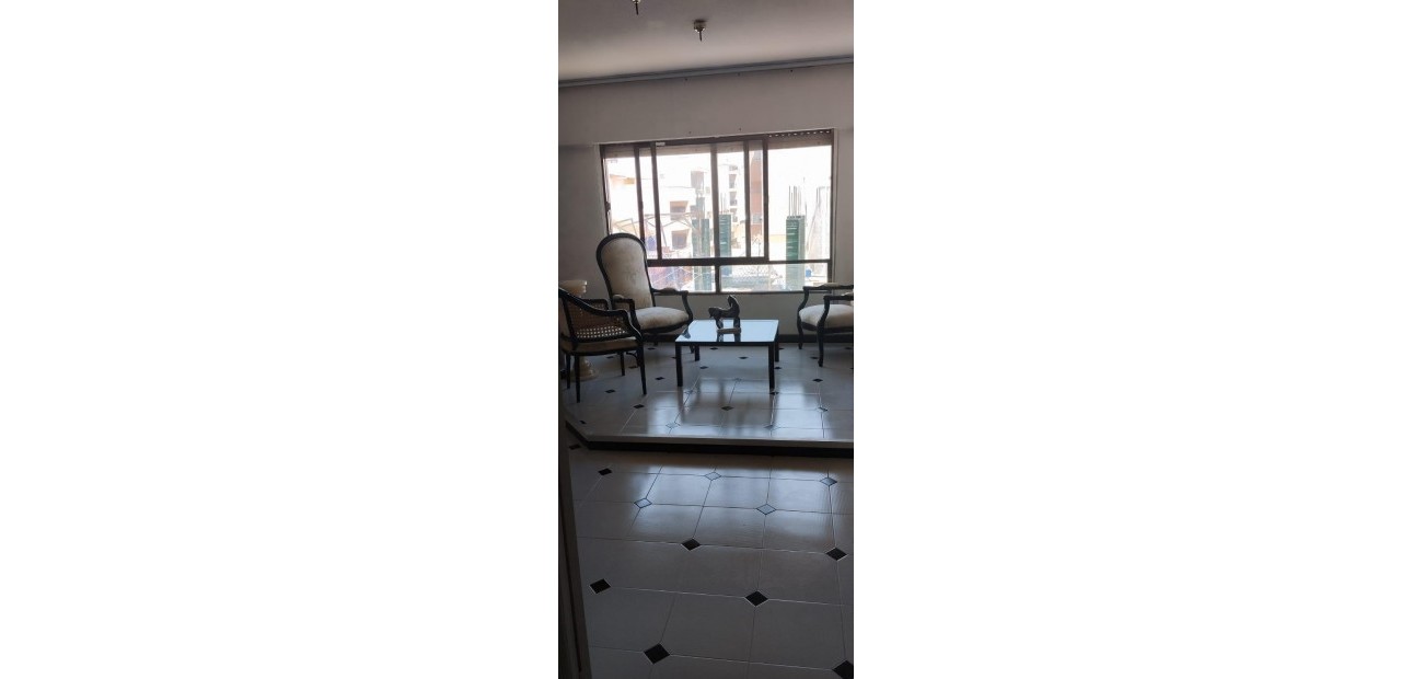 Venta - Apartamento / piso -
Guardamar del Segura - Pueblo