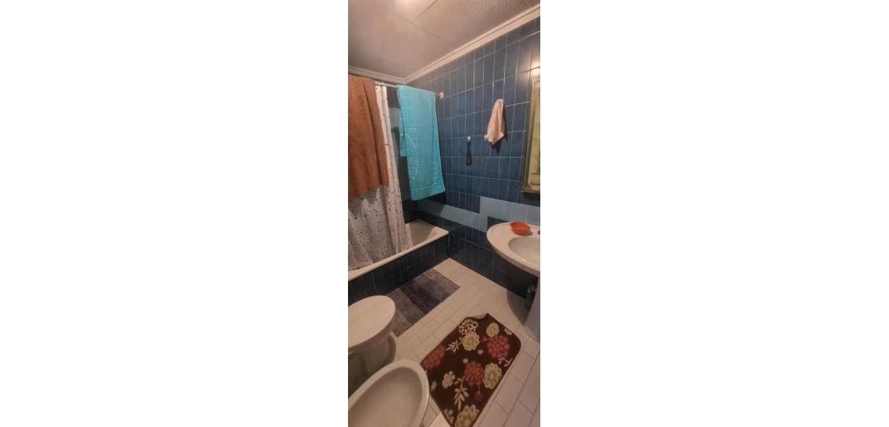 Venta - Apartamento / piso -
Guardamar del Segura - Pueblo