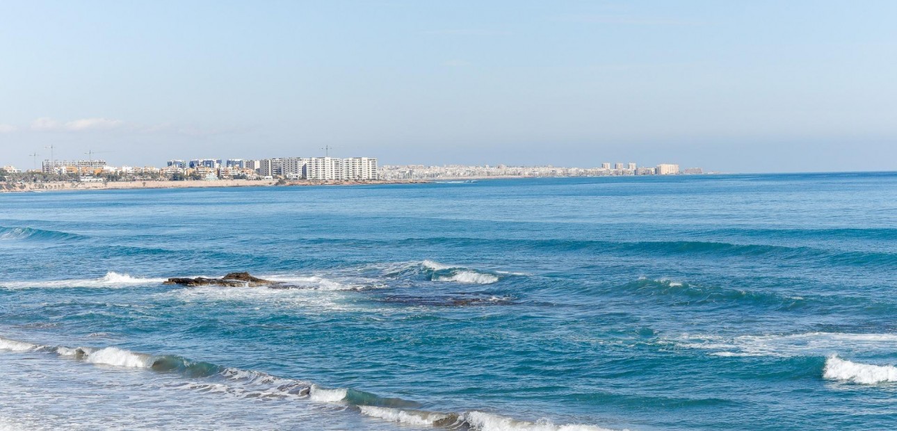 Venta - Apartamento / piso -
Torrevieja - Playa de los locos