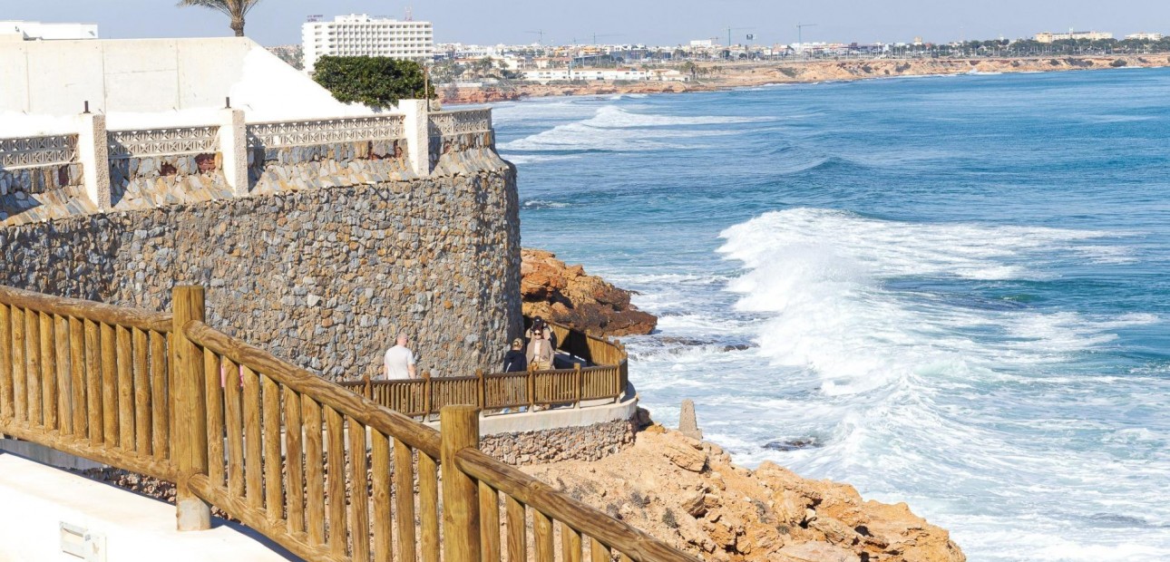 Venta - Apartamento / piso -
Torrevieja - Playa de los locos
