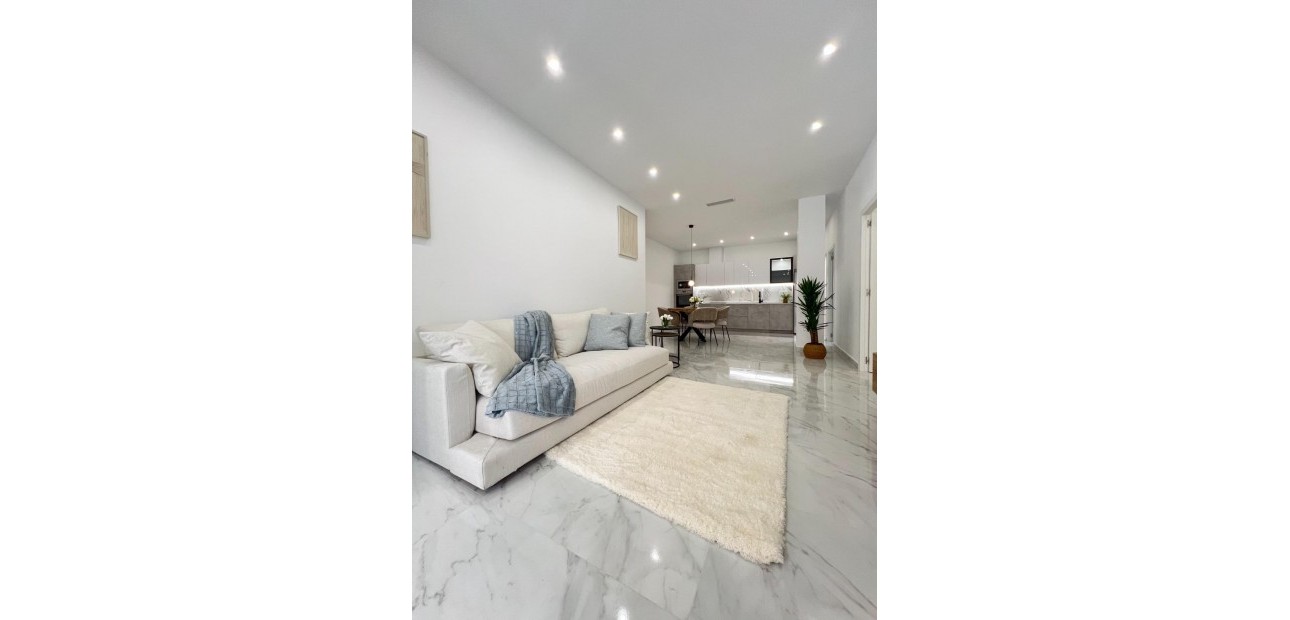 Venta - Apartamento / piso -
Torrevieja - Playa del cura