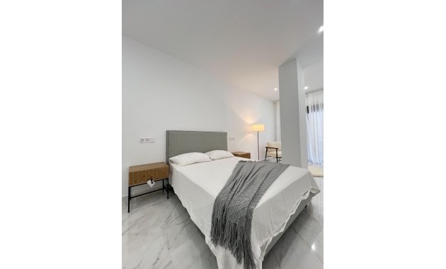 Venta - Apartamento / piso -
Torrevieja - Playa del cura