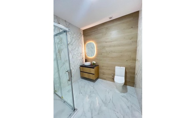 Venta - Apartamento / piso -
Torrevieja - Playa del cura