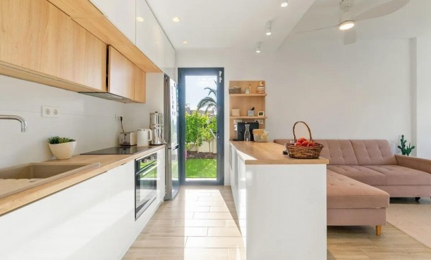 Herverkoop - Villa -
Orihuela Costa - La Zenia