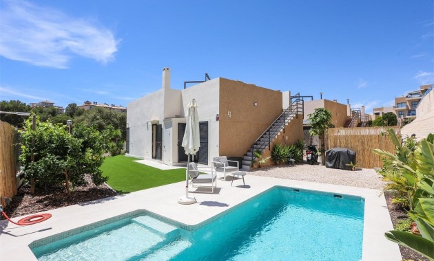 Herverkoop - Villa -
Orihuela Costa - La Zenia