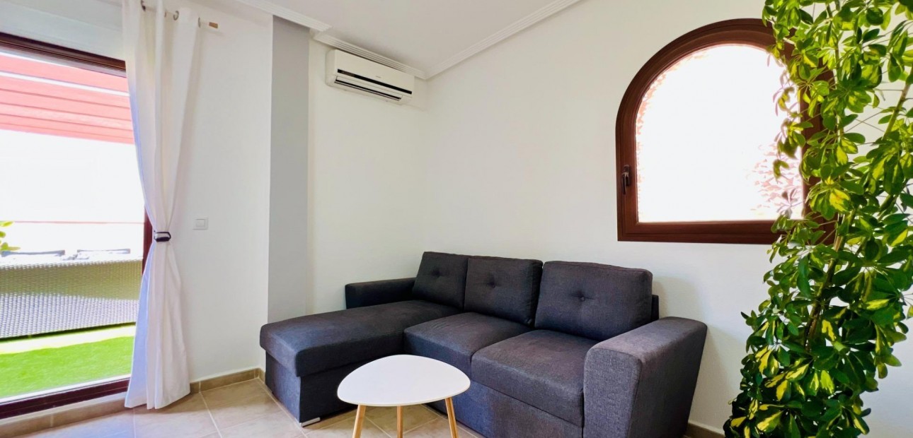 Herverkoop - Penthouse -
Torrevieja - Playa del cura