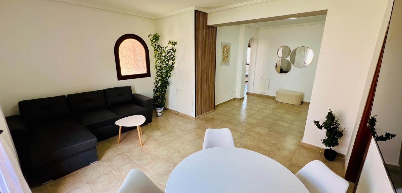 Herverkoop - Penthouse -
Torrevieja - Playa del cura