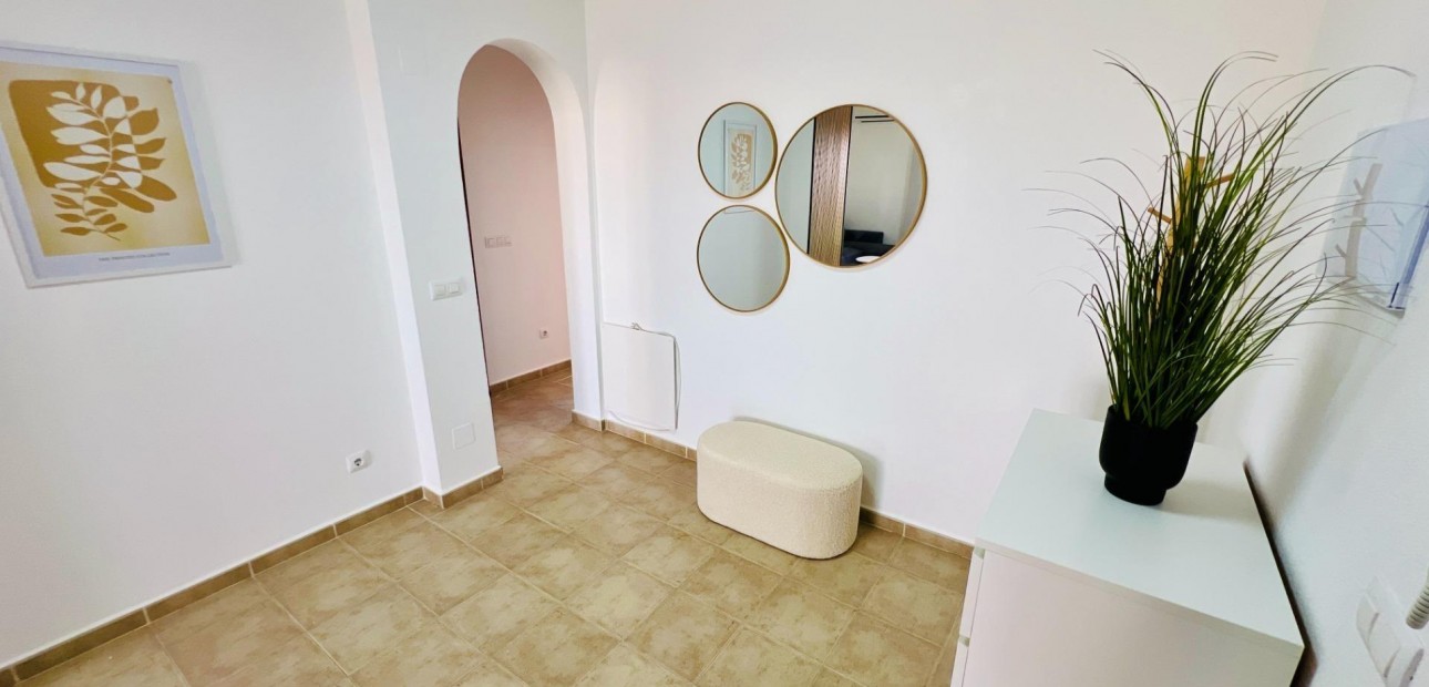 Herverkoop - Penthouse -
Torrevieja - Playa del cura