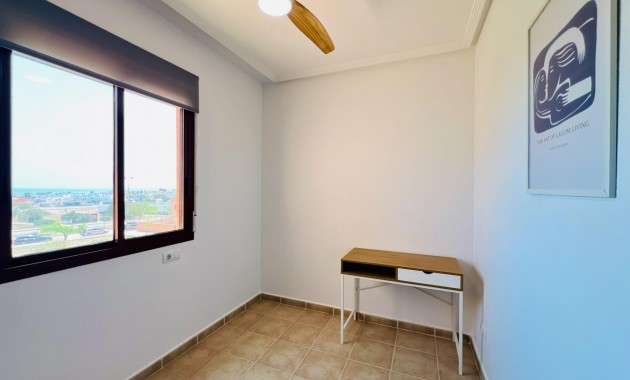 Herverkoop - Penthouse -
Torrevieja - Playa del cura