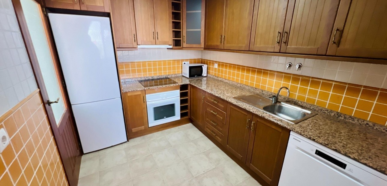 Herverkoop - Penthouse -
Torrevieja - Playa del cura