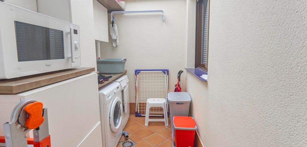 Venta - 1. Apartment / flat -
Torrevieja - Punta prima