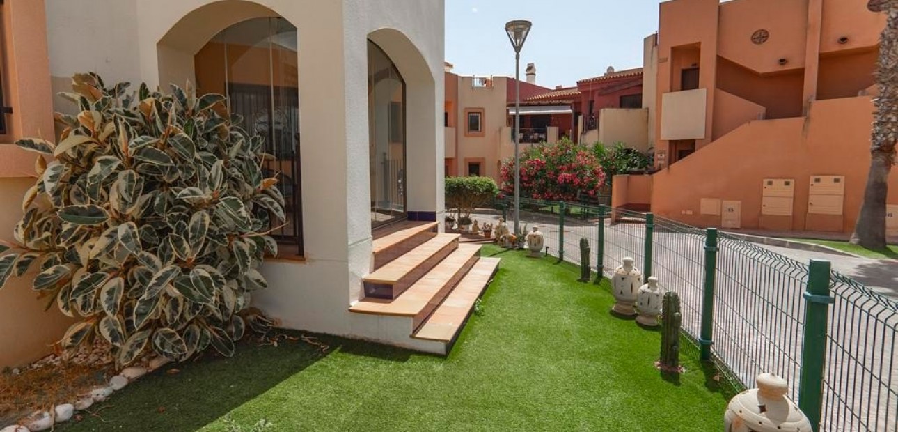 Venta - 1. Apartment / flat -
Torrevieja - Punta prima