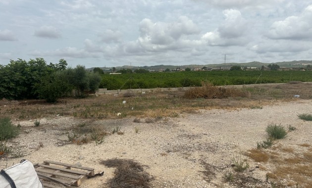 Venta - Industrial unit -
Torremendo