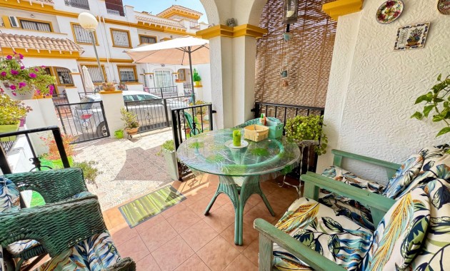 Sale - Terraced house -
Torrevieja - La Siesta - El Salado - Torreta
